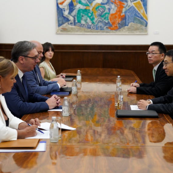 Vučić razgovarao s japanskim ambasadorom