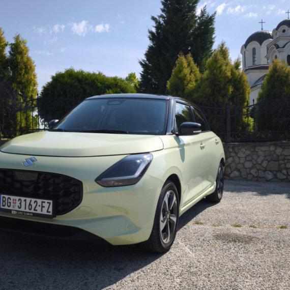 Vozili smo: Suzuki Swift 1.2 Hybrid – Troši k'o upaljač, lagan kao pero