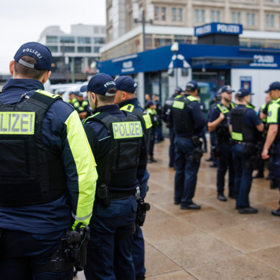 Panika; 1.000 poziva zbog pretnje školama