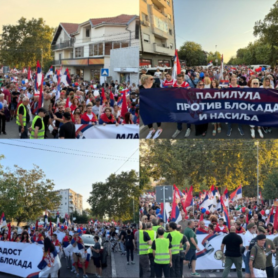 U Borči prepune ulice građana; Poručili da žele normalan život – da rade, da deca uče FOTO