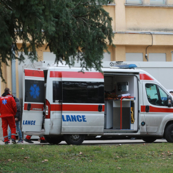 Hitna pomoć: U četiri saobraćajne nezgode u Beogradu deset osoba lakše povređeno