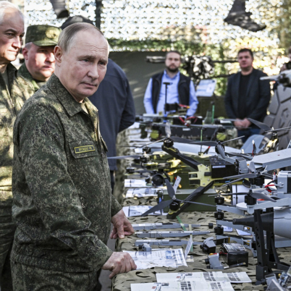 Putin obukao uniformu i otkrio cilj FOTO