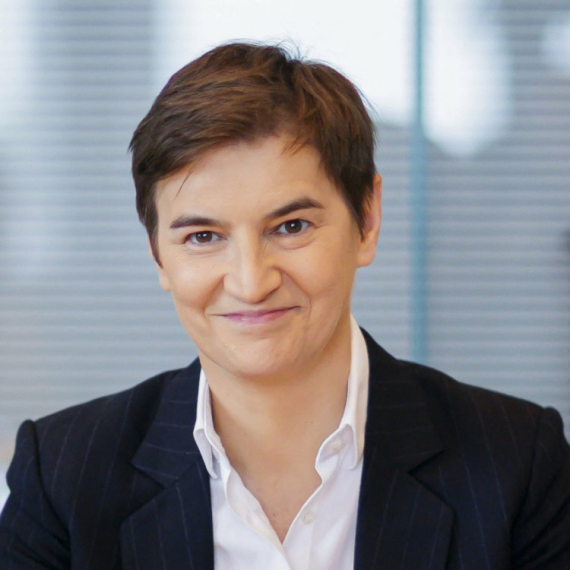 Brnabić: Ponosna sam na hrabrost, predanost i ljubav prema otadžbini FOTO