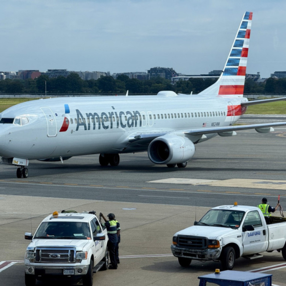 Bomb on plane? All flights suspended; Alarming exchange between air traffic control and pilot PHOTO/VIDEO