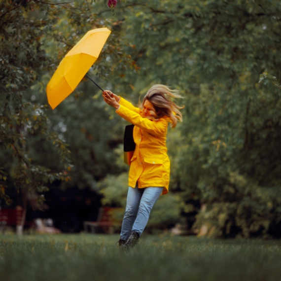 RHMZ objavio prognozu: Biće olujne jačine