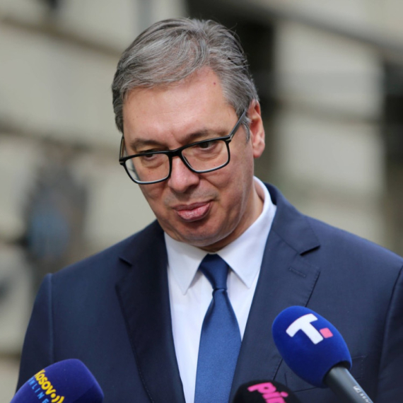 Dokle ide ludilo: Crnogorskom reisu Fejzću Vučić kriv sto su turci u Podgorici izboli čoveka nožem