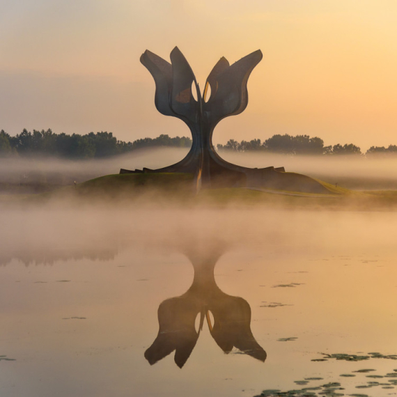 Šta rade to u Hrvatskoj? Jasenovac nije bio logor, istoriju komunistra bi trebalo preispitati...