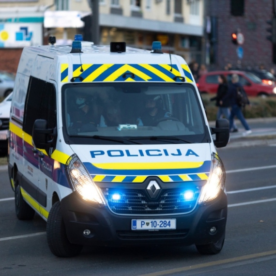 Horor u Ljubljani: Muškarac povredio vozača autobusa oštrim predmetom i pobegao