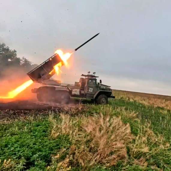 Odjekuju eksplozije; Mnogo mrtvih; Stiže "Sarma" – takmac američkom HIMARS-u; "Grad" uništava