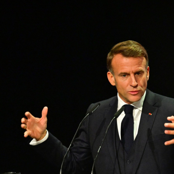 Makron pozvao na stvaranje evropske "strategije moći"