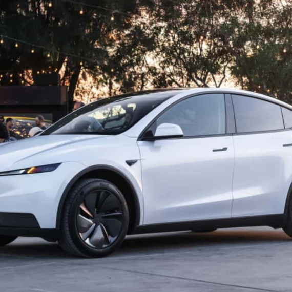 Debitovao najjeftiniji Tesla Model Y, evo kako izgleda FOTO