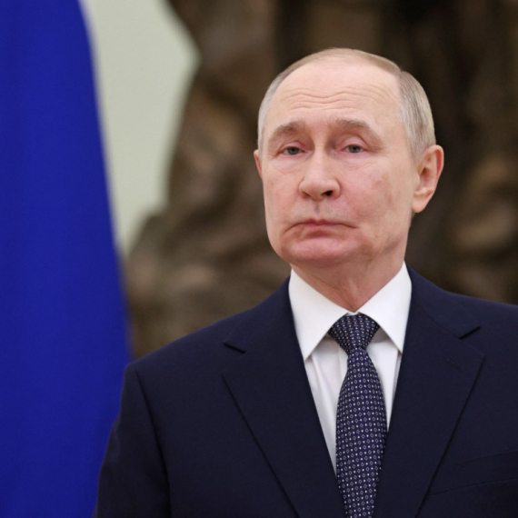 "Tomakavk" je dimna zavesa? "Da li ste videli da se Putin iznervirao? Niste, a to znači..."