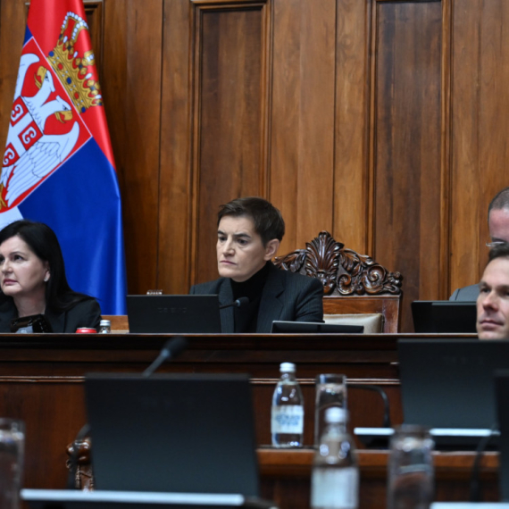 Poslanici nastavili rad: Na dnevnom redu 48 tačaka; Mrdić govorio o krivičnoj prijavi protiv Bojovića i Miloš