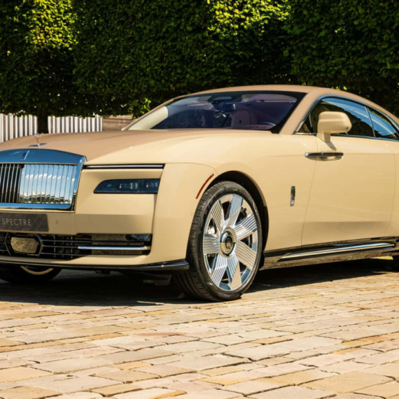Rolls-Royce napravio auto u čast psa FOTO