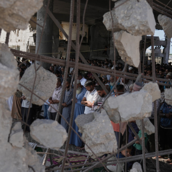 Ništa od primirja: Udari u Gazi ne prestaju; Bombardovane kuće i stambena naselja
