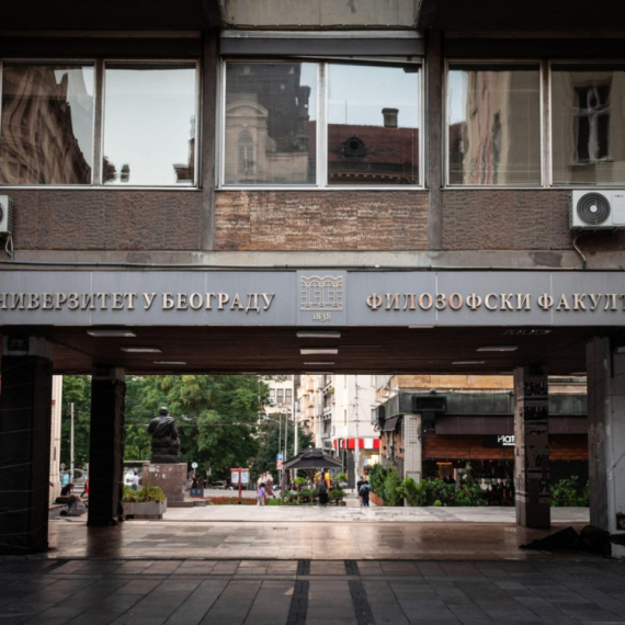 Dekan Sinani će biti saslušan nakon smrti devojke na Filozofskom fakultetu