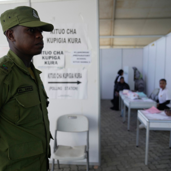 Demonstracije tokom opštih izbora u Tanzaniji; Zapaljena policijska stanica