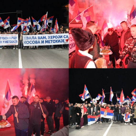 Spektakularan doček za Srbe sa KiM kod Ušća; Grupa od 60 njih krenula da podrži Vučića; Uzvikuju "Aco, Srbine"