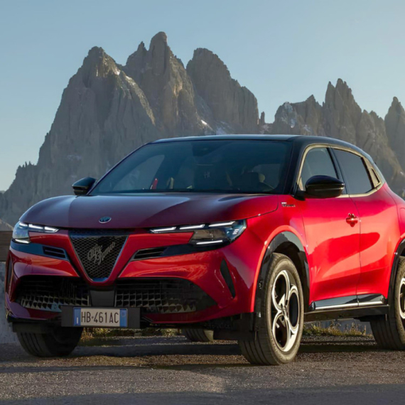 Alfa Romeo otkrio Junior Sport Speciale – elegancija u sportskom ruhu FOTO/VIDEO