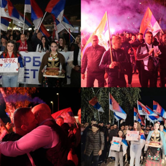 Zagrljaji i suze radosnice u Preljini: 1.500 Čačana dočekalo heroje s KiM; Krenuli da podrže Vučića FOTO/VIDEO