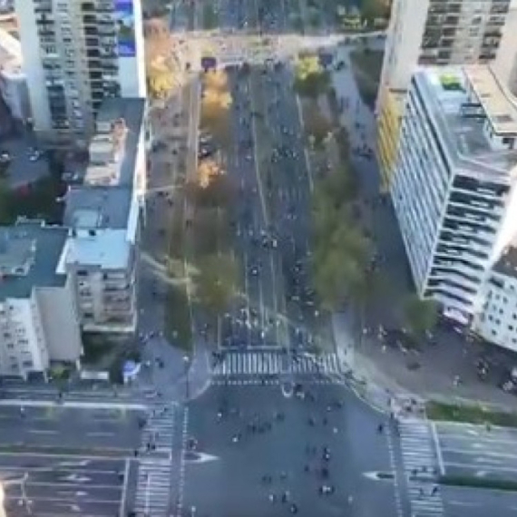 Skup blokadera u Novom Sadu: Na Bulevaru oslobođenja oko 10.000 ljudi; Planiraju blokade na više lokacija