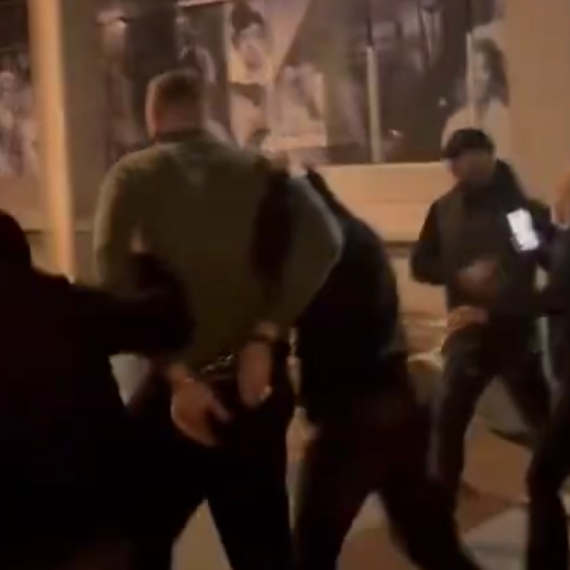 Uhapšen Vladimir Štimac zbog pozivanja na nasilnu promenu vlasti VIDEO