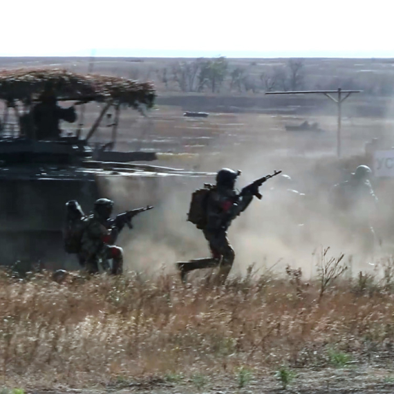 Odjekuju sirene za vazdušnu opasnost; Rusija: Uništeni su