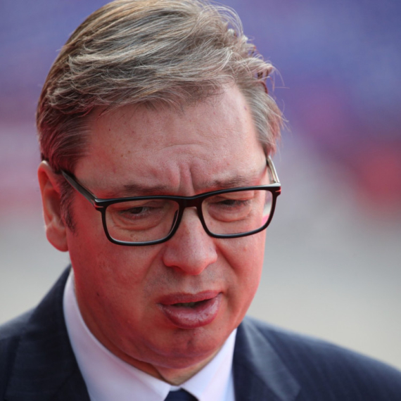 Vučić stigao na sahranu Dodikove majke: Predsednik Srbije došao da pruži podršku u najtežim trenucima