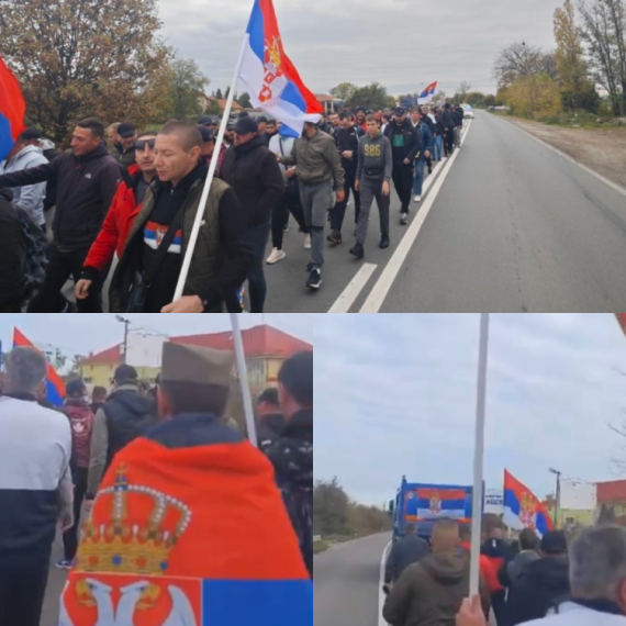 Srbi sa KiM nastavili put ka Novom Sadu; Složno da podrže Vučića i Srbiju FOTO/VIDEO