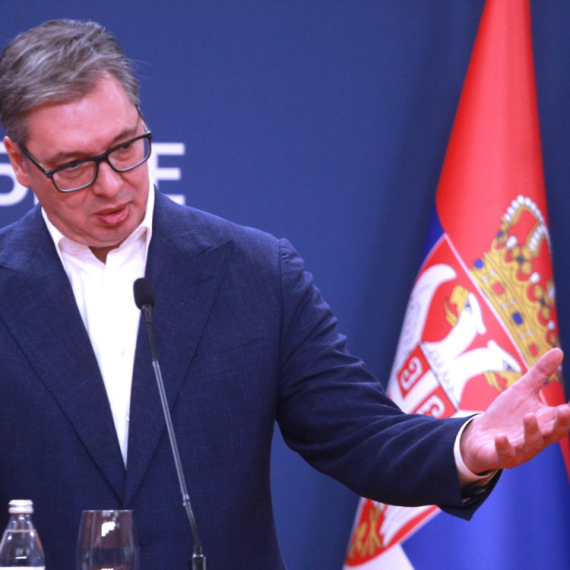 Vučić pozvao Hrku i Mrdića da prekinu štrajk glađu: Mislite o svom zdravlju