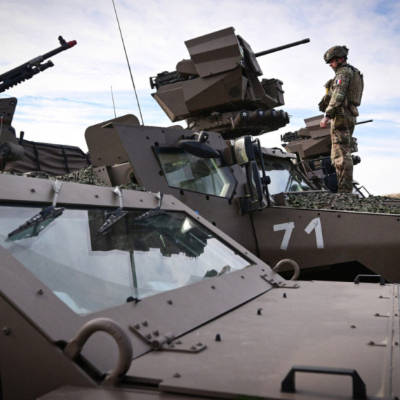 "We have more weapons than Russia, we must be prepared for a prolonged confrontation"