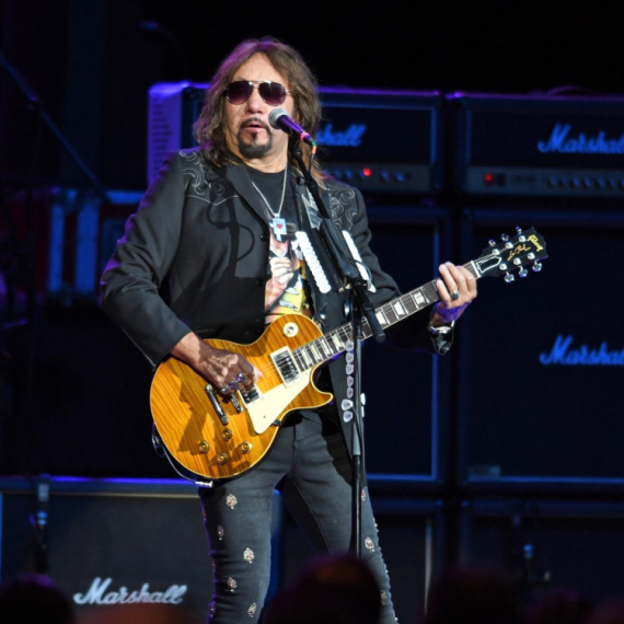 Otkriven uzrok smrti gitariste grupe "Kiss"