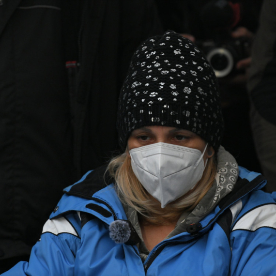 Dijana Hrka napustila šator; B92.net saznaje: Oporavlja se od štrajka glađu u bolnici na svoj zahtev