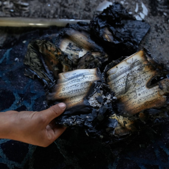 Zapaljena džamija na Zapadnoj obali – ispisani jezivi grafiti FOTO