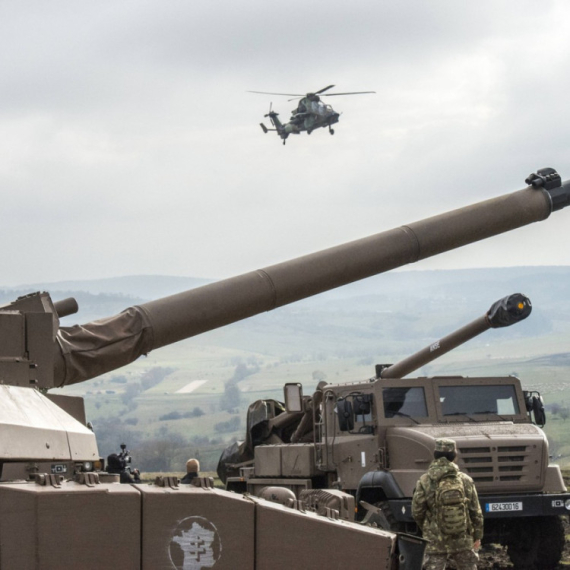 Show of force: 5,000 NATO troops and Article 5; "Target: Vladimir Putin's Russia"