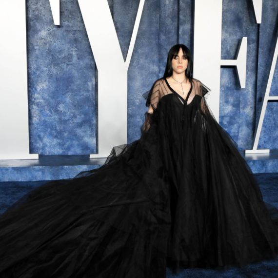 Pevačica napala Ilona Maska: "Ti si je*ena, pi*da, jadna kučka i kukavica" FOTO