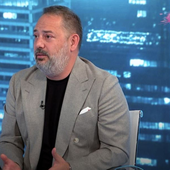 Obračun u "Hit Tvitu"; Babić izvređao Antonijevića zbog Srebrenice