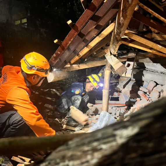 Tragedija u Italiji: Čovek poginuo u klizištu pokupavajući da pomogne komšinici