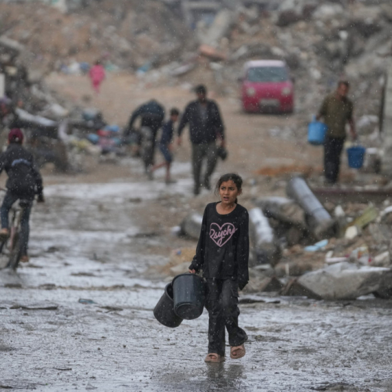Život u strahu i užasu: Deca u Gazi dve godine bez školovanja – uče jedino kako da prežive rat FOTO