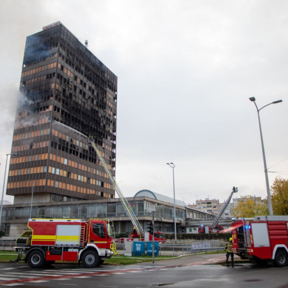 Simbol Zagreba nestao pred očima građana: Pogledajte šta je ostalo od čuvenog nebodera FOTO/VIDEO