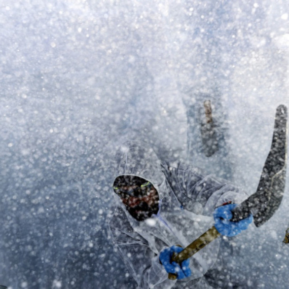 Snažna mećava "udara"; Već ima petoro mrtvih