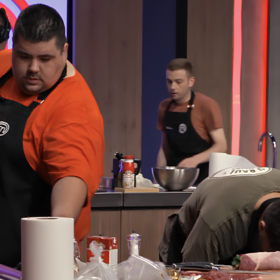 "Pa ti se bato za**bavaš"- Aleksandar ozbiljno iznervirao Srđana