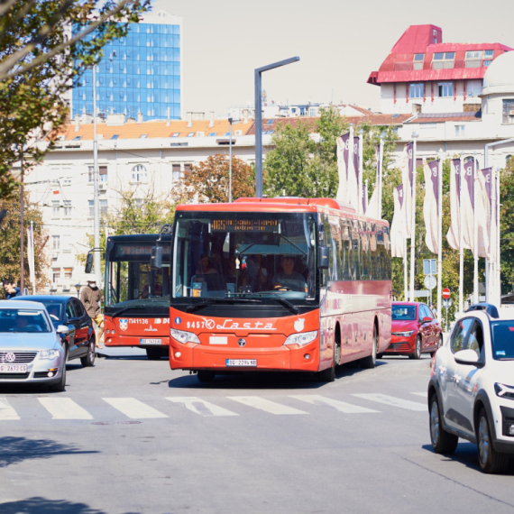 Is "Lasta" heading for bankruptcy? Management calls an emergency meeting