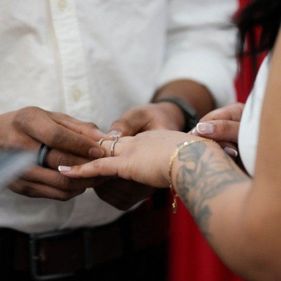 Najspektakularnija svadba: Torta od 4,5 metra i dva miliona dolara za ples Dženifer Lopez FOTO/VIDEO