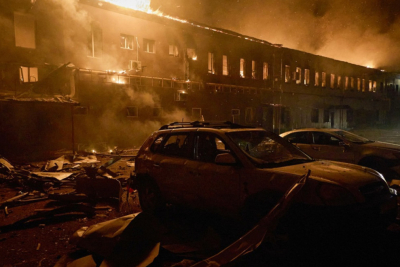 Slika za Rat – dan 1.541: Porastao broj mrtvih u Kijevu; Zelenski: "Sarađujemo sa SAD"; Sutra Dan žalosti FOTO/VIDEO