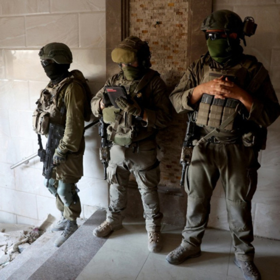 Uznemirujući snimak; Izraelci hladnokrvno streljali dvojicu zarobljenika VIDEO