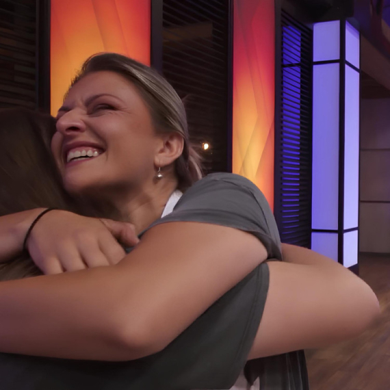 "Jelenina ćerka izlazi iz frižidera"