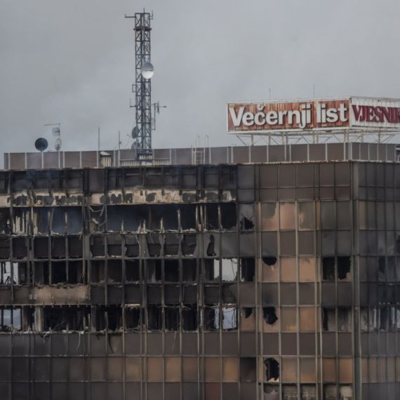 Dobijeno je zeleno svetlo: Ruši se neboder Vjesnik FOTO