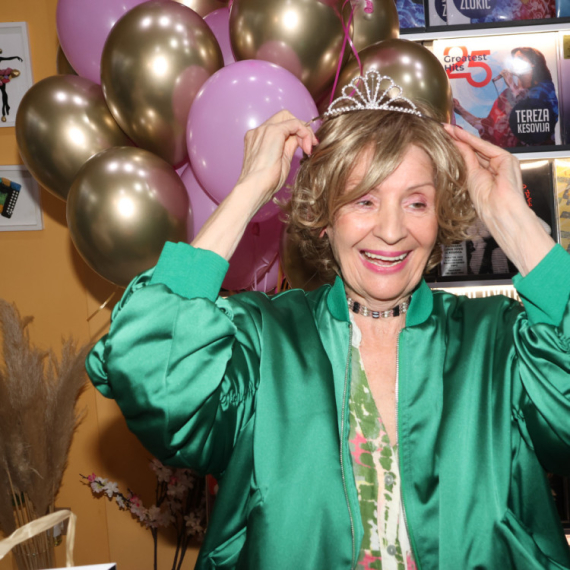 Snima se film o Lepi Lukić: Pevačica bi volela da je glumi poznata srpska umetnica FOTO