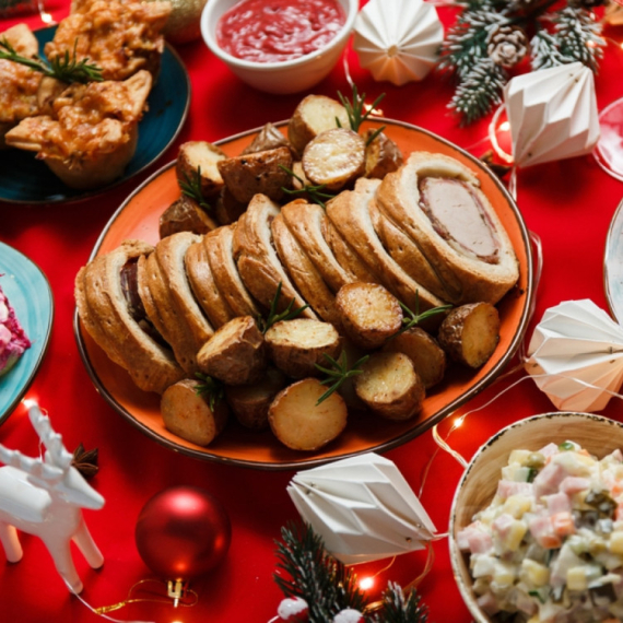 Hrvati i Srbi godinama ratuju oko prazničnog jela: Istina će ih sve iznenaditi VIDEO